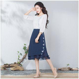 Embroidered 3/4-sleeve Chiffon Blouse