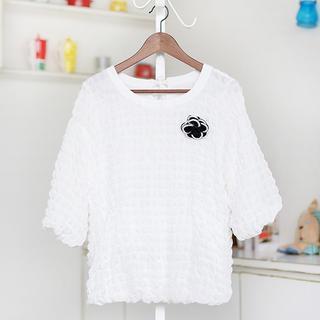 Elbow-sleeve Textured Blouse With Brooch