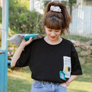 Lettering Patched Elbow-sleeve T-shirt