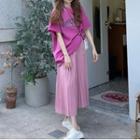Set: Elbow-sleeve Lettering Print T-shirt + Pleated Midi A-line Skirt