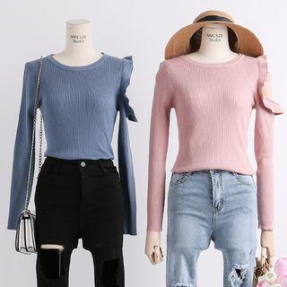 Lightweight Ruffled-trim Knit Top