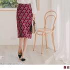 Geo Pattern Knit Pencil Skirt