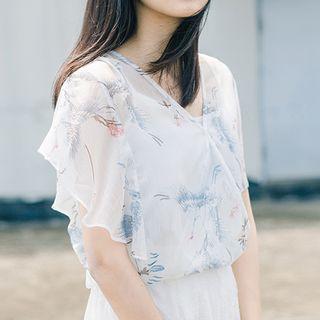 Printed V-neck Short-sleeve Chiffon Top