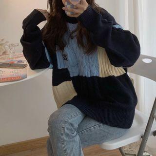 Bear Embroidered Color Block Sweater Black - One Size