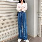 Long-sleeve V-neck Cropped Blouse / Striped Straight Leg Jeans