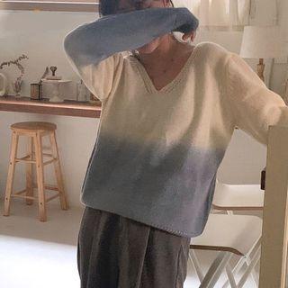 V-neck Gradient Sweater Blue - One Size