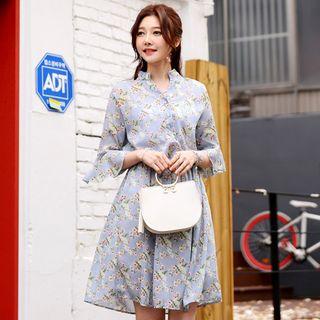 Gathered-waist Flower Pattern Shirtdress