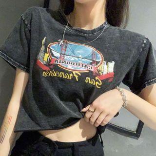 Short-sleeve Cropped Graphic Print T-shirt