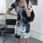 Short-sleeve Tie Dye Mini Sheath Dress Black & White - One Size