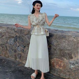 Gingham Sleeveless Top With Belt / Pleated A-line Midi Skirt