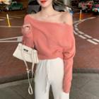 Oversize One-shoulder Sweater