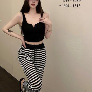 Plain Crop Tank Top / Striped Wide Leg Pants