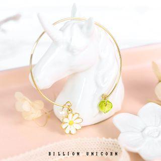 Faux Crystal Leaf Alloy Flower Open Bangle White Daisy - Gold - One Size