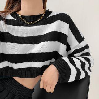 Striped Loose-fit Cropped Sweater