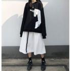 Long-sleeve Printed Hoodie / A-line Midi Skirt