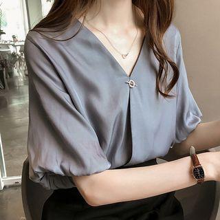 Puff-sleeve Plain V-neck Top