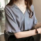 Puff-sleeve Plain V-neck Top