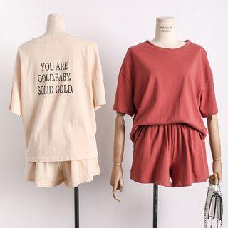 Set: Loose-fit Lettering T-shirt + Shorts