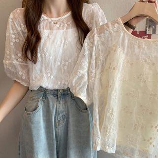Puff-sleeve Embroidered Flower Blouse