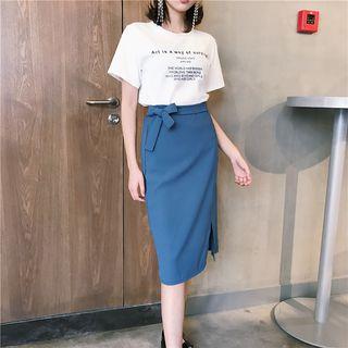Set: Lettering Short-sleeve T-shirt + Plain Midi Skirt