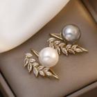 Leaf Rhinestone Faux Pearl Brooch