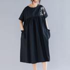 Short-sleeve Midi Dress Black - One Size