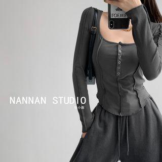 Stitched U-neck Crop Henley