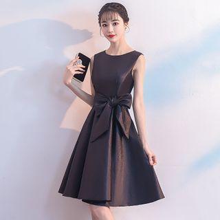 Bow Accent Sleeveless A-line Cocktail Dress