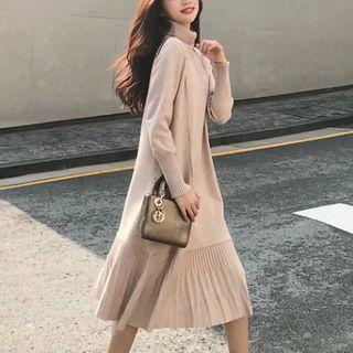 Long-sleeve Midi Knit Shift Dress
