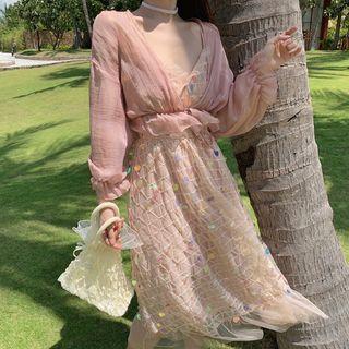 V-neck Cropped Top / Spaghetti Strap Sequined Midi Mesh Dress