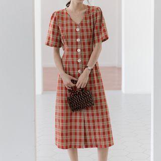 Short-sleeve V-neck Plaid Midi A-line Dress