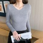Long-sleeve V-neck Plain Elastic Knit Top