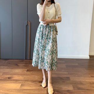 Cropped Blouse / Floral Midi A-line Skirt / Set