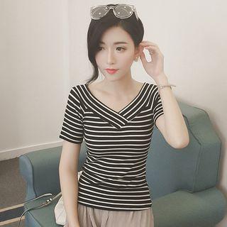 Striped V-neck Short-sleeve T-shirt
