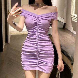 Off-shoulder Cap-sleeve Ruched Mini Sheath Dress