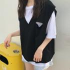 Set: Short-sleeve T-shirt + Distressed Vest