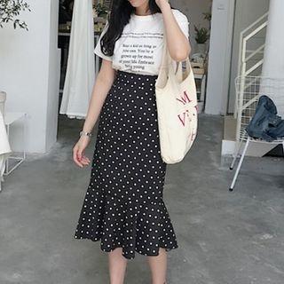 Set: Lettering Short-sleeve T-shirt + Polka Dot Midi Skirt