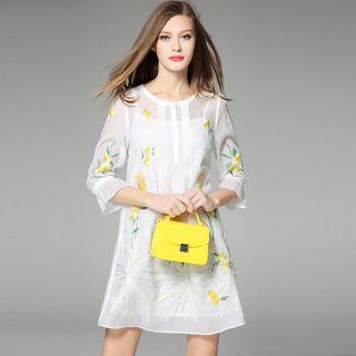 Embroidered 3/4-sleeve Shift Dress