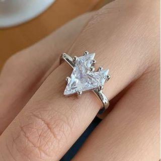 Heart Rhinestone Alloy Ring J2421 - Silver - One Size