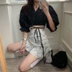Ruffle Trim Short-sleeve Blouse / Floral A-line Skirt
