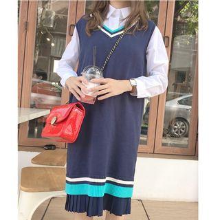 Sleeveless V-neck Accordion Pleated Hem Knit Dress