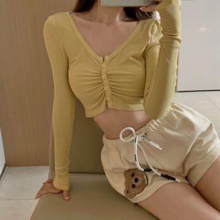 Long-sleeve Crop Top / Bear Shorts