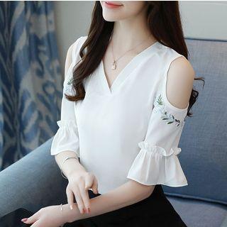 V-neck Embroidered Cutout Shoulder Short-sleeve Top