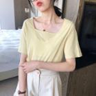 Short-sleeve Square-neck Plain T-shirt