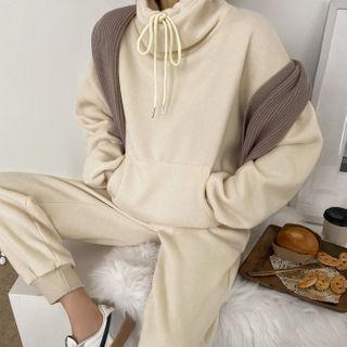Funnelneck Pullover & Jogger Pants Sweatsuit Set