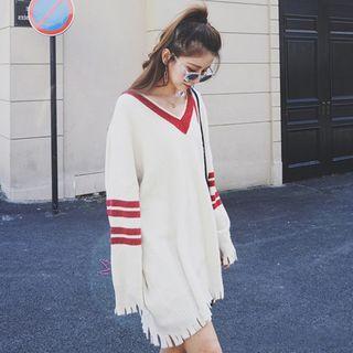 Loose-fit Fringed Sweater Dress