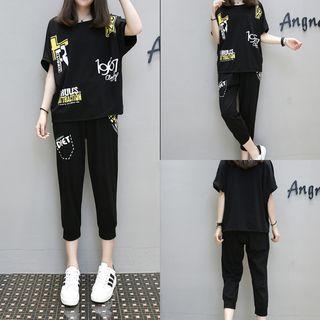 Set: Short-sleeve Print T-shirt + Cropped Sweatpants