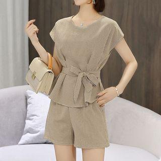 Set: Plaid Short Sleeve T-shirt + Shorts