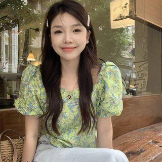 Puff-sleeve Square-neck Floral Cropped Shirt Green - One Size