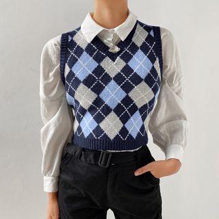 Cropped Argyle Sweater Vest / Long-sleeve Shirt